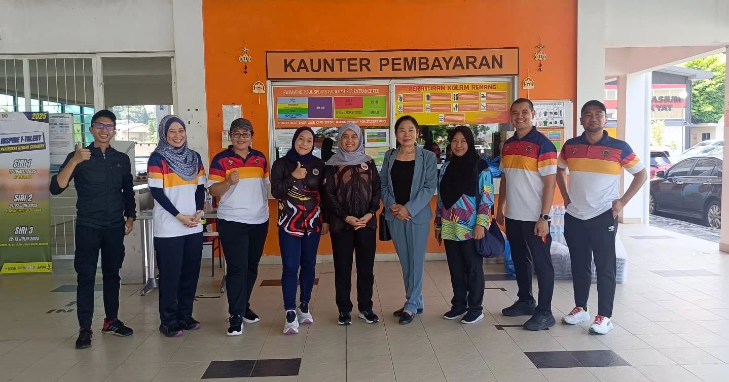 Lawatan ke Pusat Kecemerlangan Akuatik, Kompleks Belia dan Sukan Negeri Sarawak